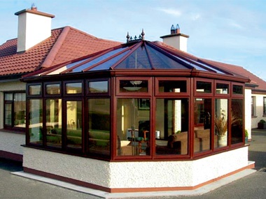 智能電動(dòng)陽(yáng)光房